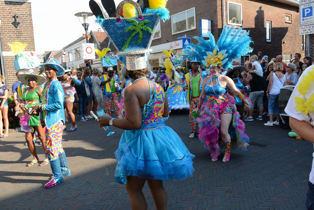 ../Images/Zomercarnaval Noordwijkerhout 2016 211.jpg